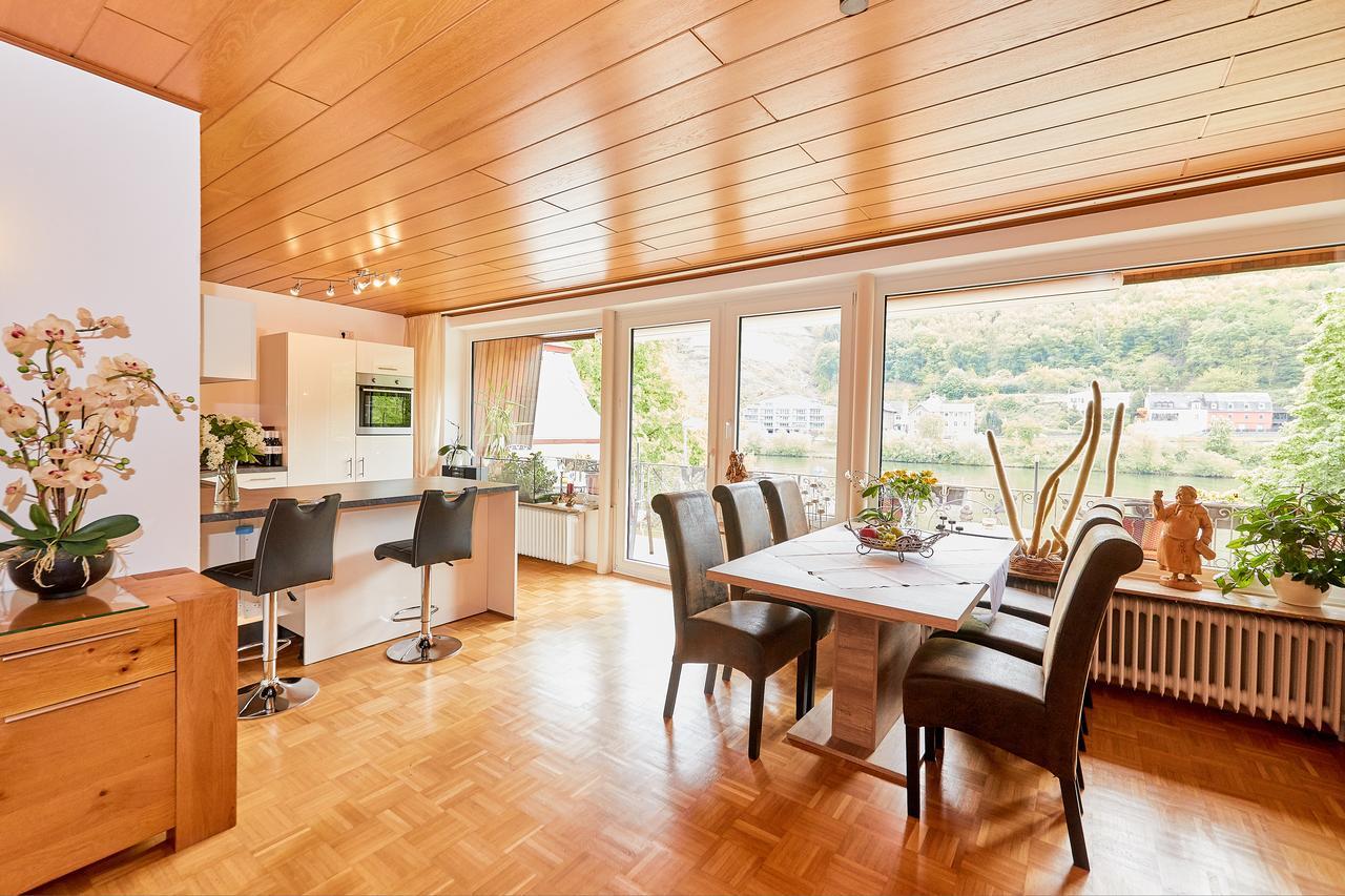 Ferienwohnung "Edeltrud Deluxe Moselblick" Bernkastel-Kues Exteriör bild